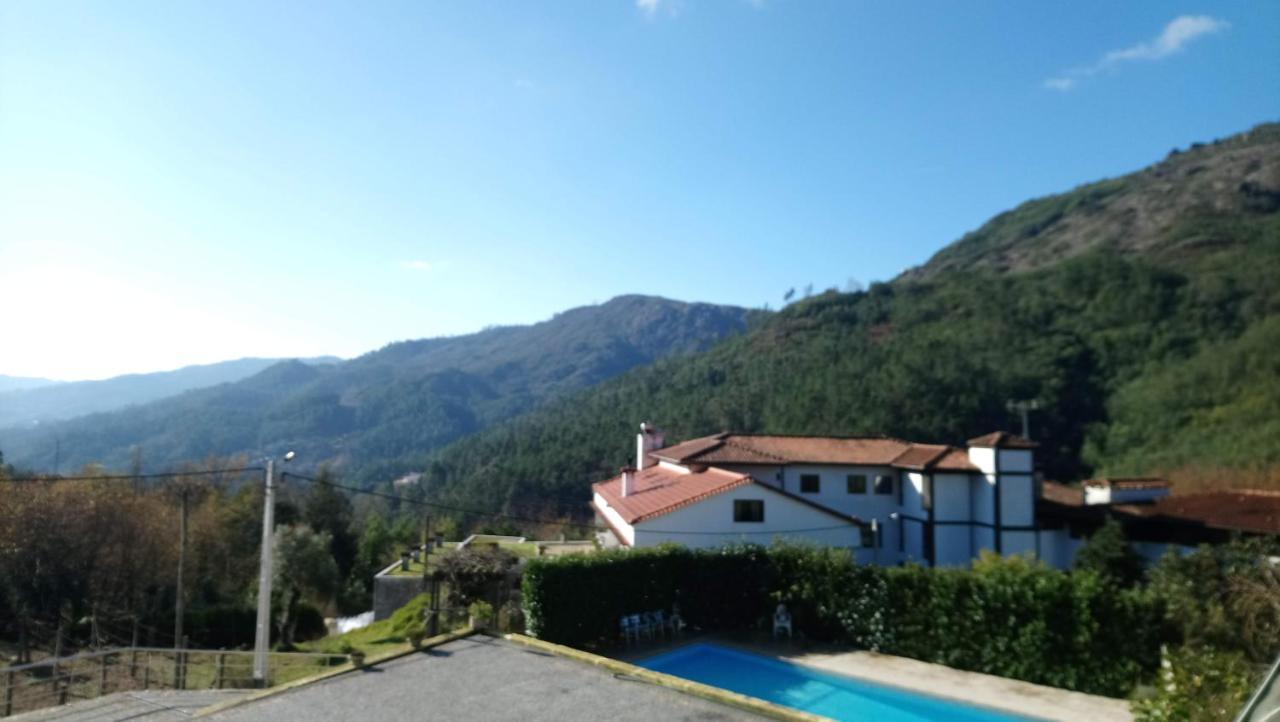 Alojamento Costa Da Banga Geres Kültér fotó