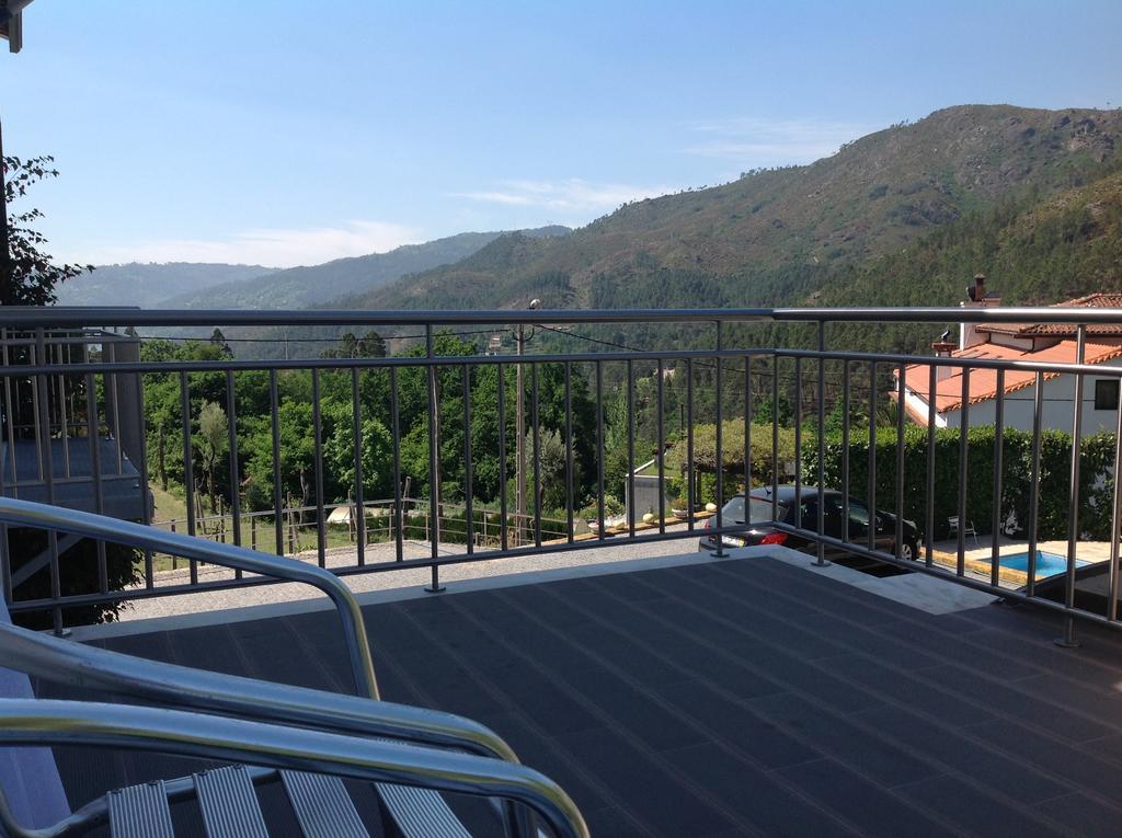 Alojamento Costa Da Banga Geres Kültér fotó